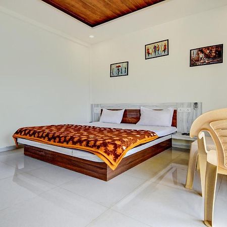 Aditya Hill View Inn Mahābaleshwar Buitenkant foto
