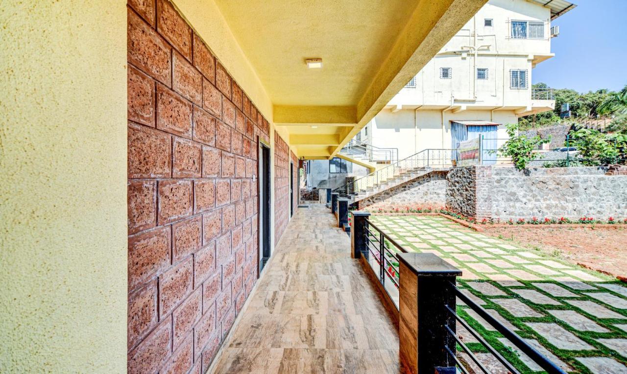 Aditya Hill View Inn Mahābaleshwar Buitenkant foto