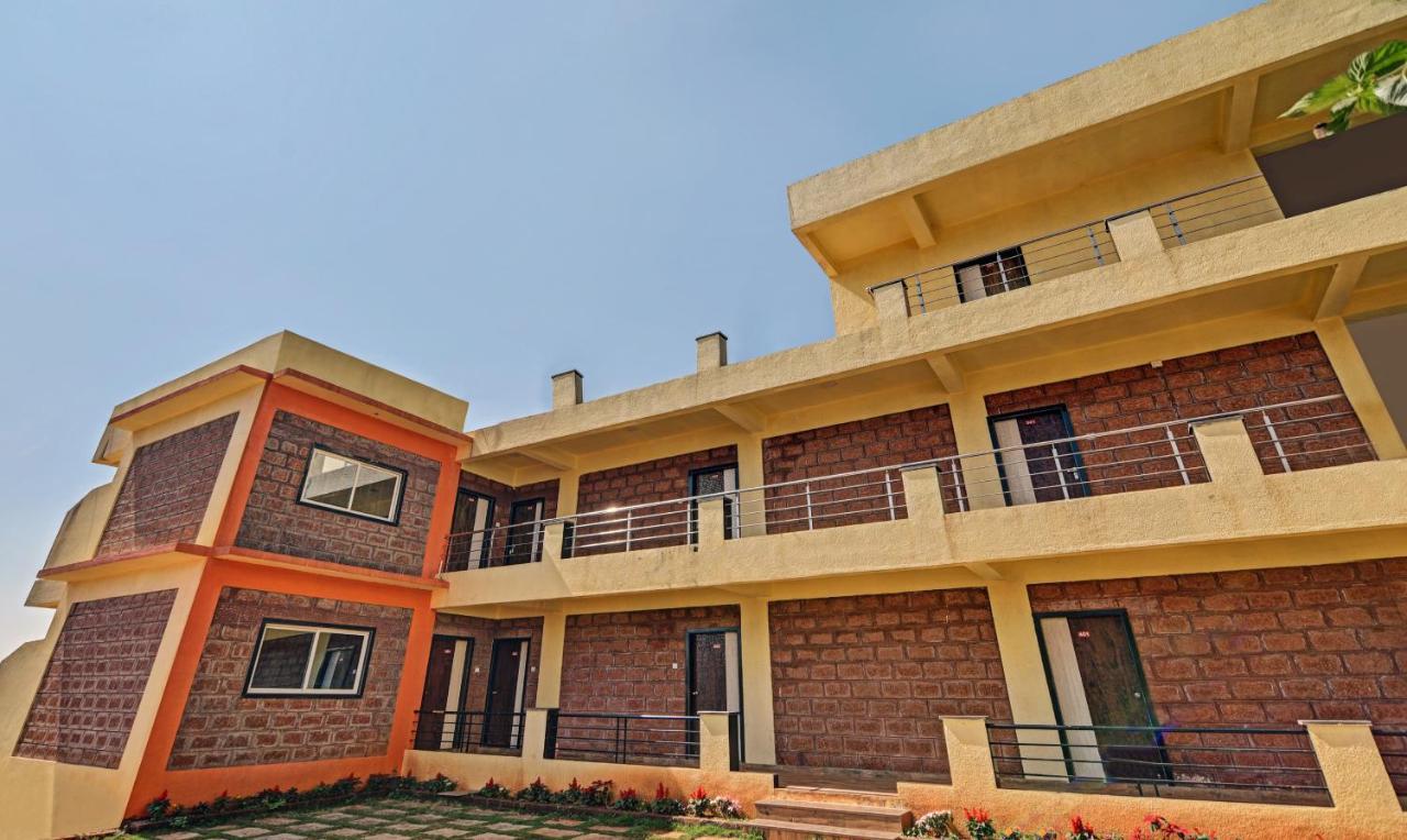 Aditya Hill View Inn Mahābaleshwar Buitenkant foto